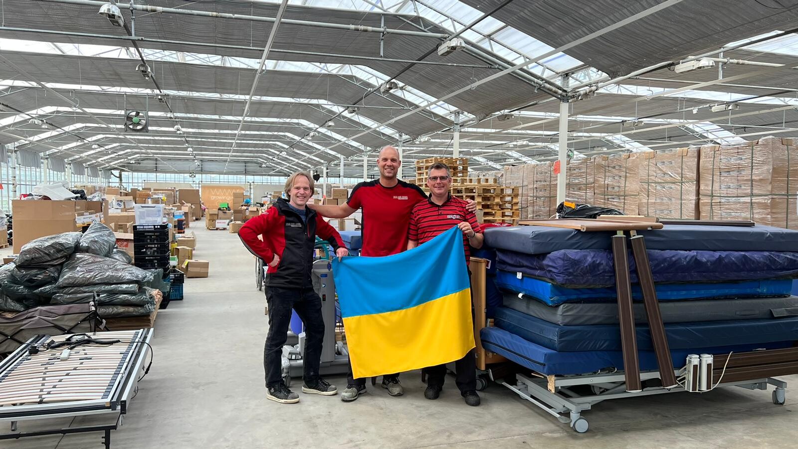 Hulpgoederen inzamelen voor Oekraïne.