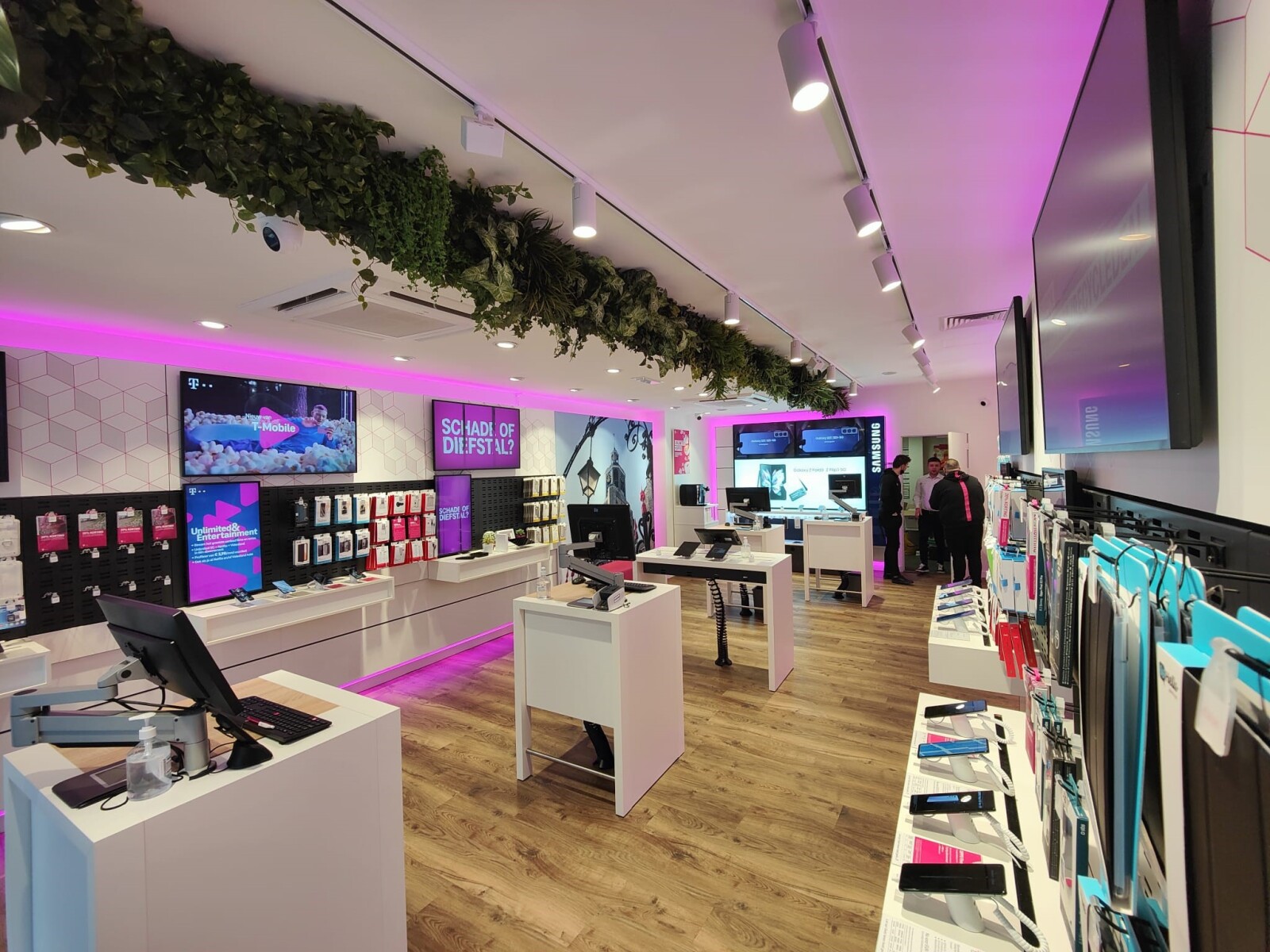 t-mobile-4.jpg