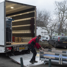 Hoog-laagbedden op transport voor Florence