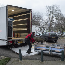 Hoog-laagbedden op transport voor Florence